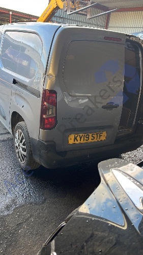 Donor Vehicle Image