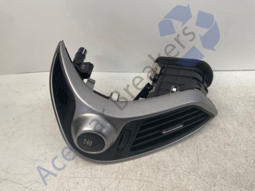 Hyundai Ix35 MK110-13 Pre-Facelift Dash Vent Right Side Central