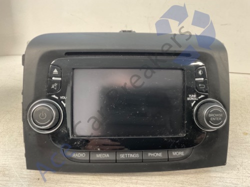 Fiat 500L Pre-Facelift 13-17 Multimedia Stereo Sat Nav Bluetooth