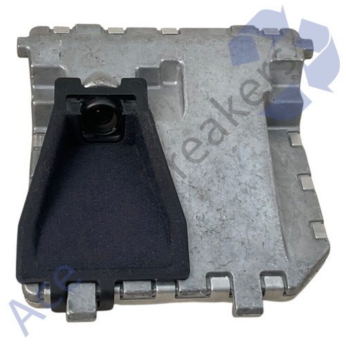 Mercedes-Benz E Class S212 09-13 Front Camera