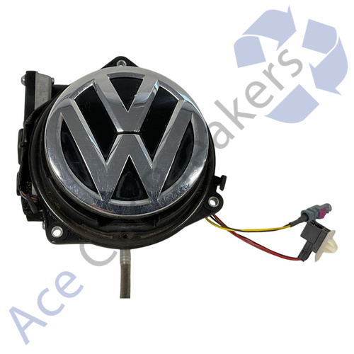 Volkswagen Golf R Mk7.5 5G 17-20 Tailgate Handle With Reversing Camera