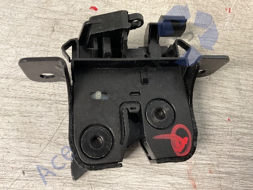 Dacia Sandero B52 Pre-Facelift 12-16 Boot Lock