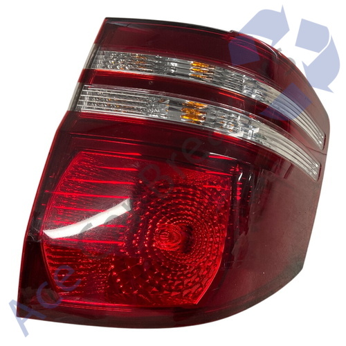 Toyota Alphard AH10 05-08 Drivers Right Rear Light