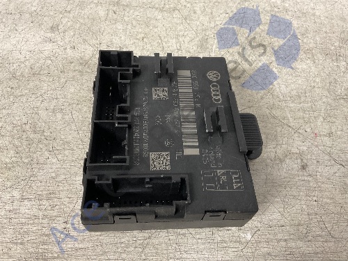 Audi A1 8X 15-18 Facelift Door Control ECU Module Front Left