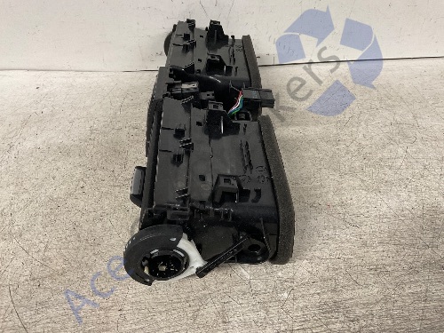 BMW 1 Series F20 LCI 15-19 Dash Vent