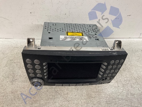 Mercedes-Benz SLK R171 03-10 Pre-Facelift Stereo Radio CD Player