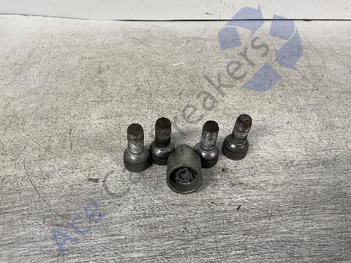 Volkswagen Golf Mk7 5G 12-17 Pre-Facelift Locking Wheel Nut Set