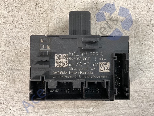 Audi A1 Mk2 GB Sportback 19-24 Door Control ECU Module Front Right