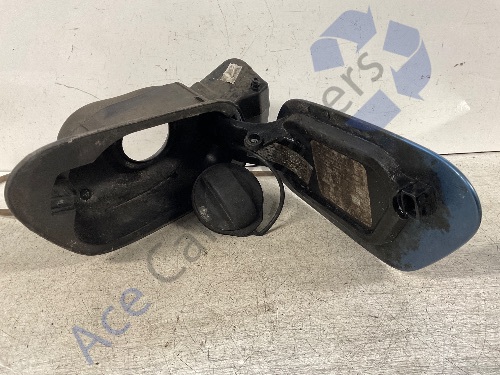 Volkswagen Golf Mk7 5G 12-17 Pre-Facelift Fuel Flap