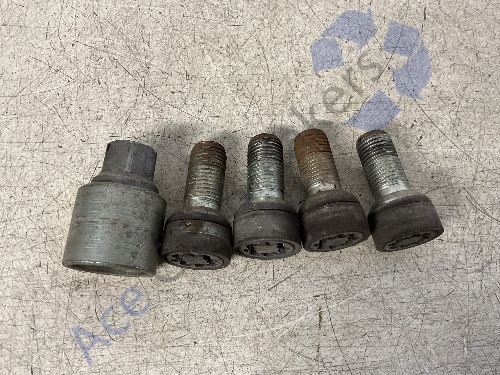 Audi A3 8P 5Dr 08-12 Facelift Locking Wheel Nut Set