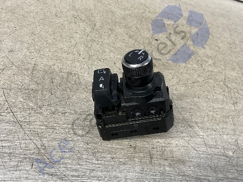Toyota Corolla Mk12 E210 18-22 Electric Mirror Switch Powerfold