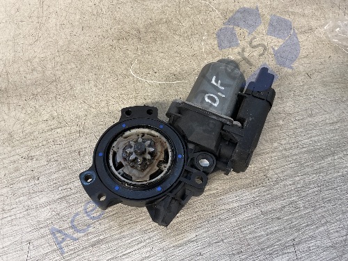 Hyundai Ix35 MK110-13 Pre-Facelift Drivers Right Window Motor