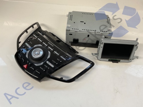 Ford Fiesta Mk7.5 13-17 Sony Stereo Radio CD + Fascia + Screen