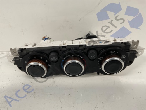 Ford Focus Mk2 Facelift 08-12  Climate Control Panel