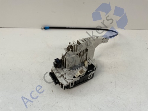 Mercedes-Benz Sprinter W906 06-14 Pre-Facelift Drivers Door Lock