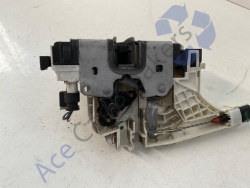 Mercedes-Benz Sprinter W906 06-14 Pre-Facelift Drivers Door Lock