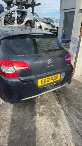 Donor Vehicle Image