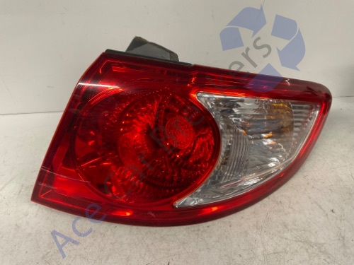 Hyundai Santa Fe Mk2 05-12 Drivers Right Rear Light