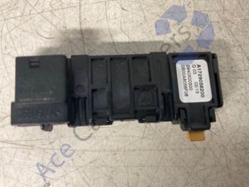 Mercedes E Class Hybrid W212 10-15 Pre-Facelift Temperature Module
