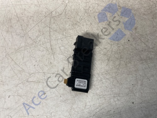Mercedes E Class Hybrid W212 10-15 Pre-Facelift Temperature Module