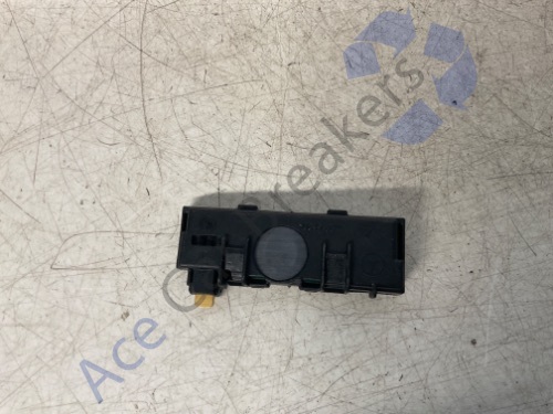 Mercedes E Class Hybrid W212 10-15 Pre-Facelift Temperature Module