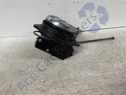 Volkswagen Golf R Mk7.5 5G 17-20 Tailgate Handle With Reversing Camera