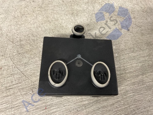 Audi A1 8X 10-14 Pre-Facelift Door Control ECU Module Front Right