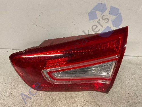 Kia Sportage Mk3 10-14 Right Inner Rear Light
