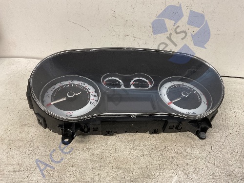 Fiat 500L Pre-Facelift 13-17 Speedo Clocks & Rev Counter