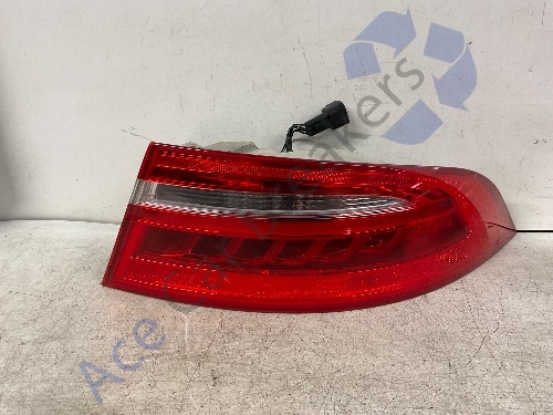 Jaguar XE X760 15-19 Pre-Facelift Drivers Right Rear Light